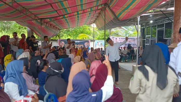 Kampanye Calon Walikota Dumai Paisal di Jalan Muslim, Kecamatan Dumai Selatan, Kamis (26/09/2024) sore.